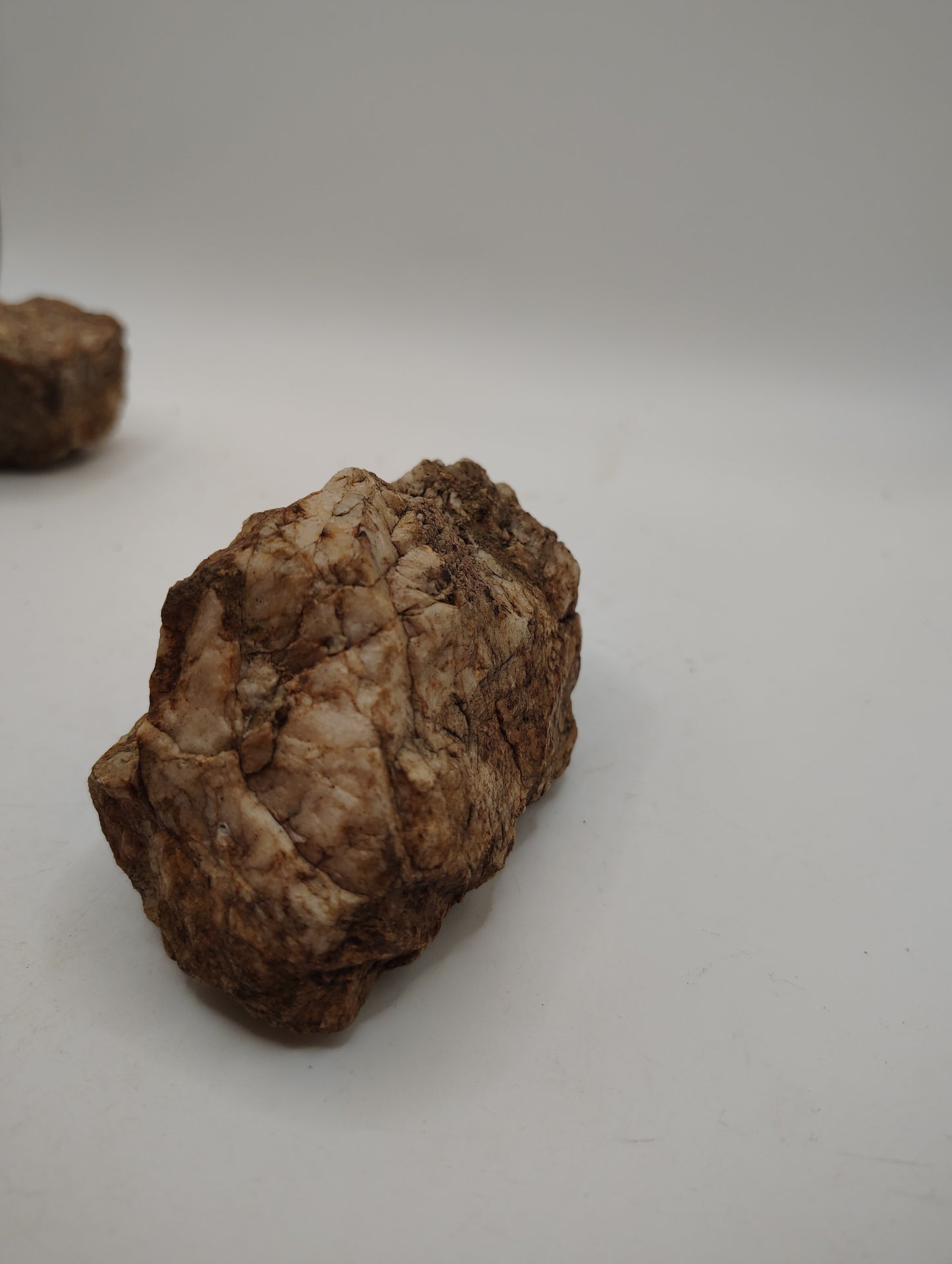 5 - Star - 011 - (PSA) Portable Rock Art - Quartz Faces and Architecture