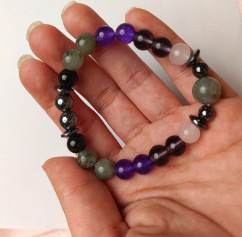 8mm Beaded Bracelet Bones of the Earth